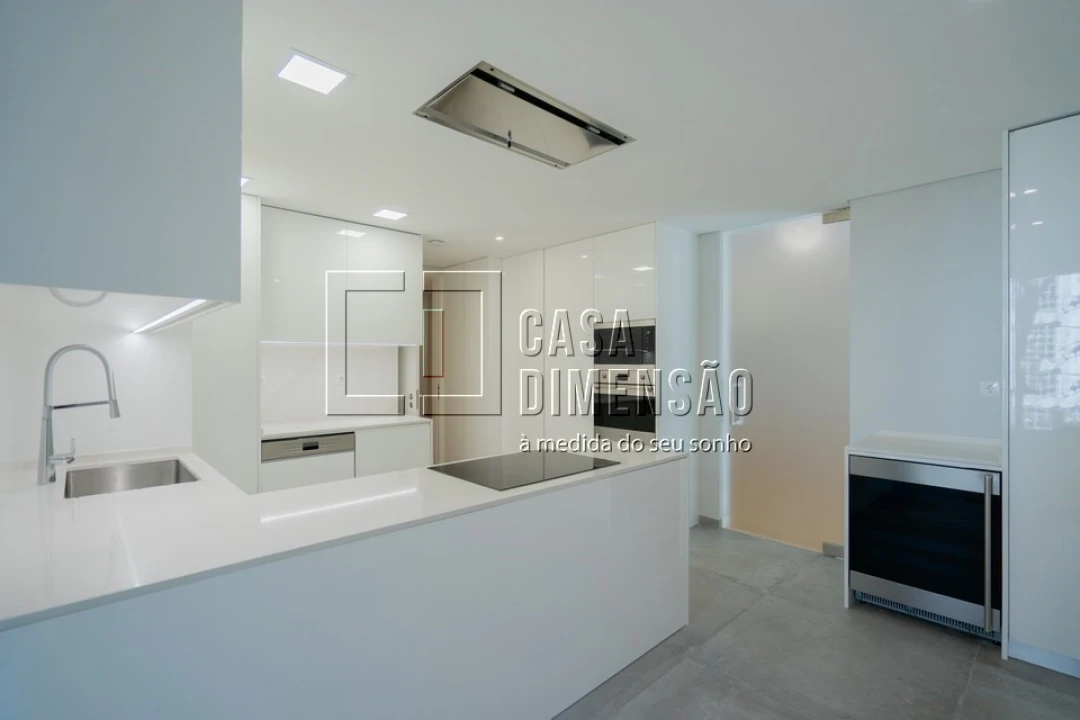 Apartamento T3 para Venda em Carcavelos e Parede Foto 54