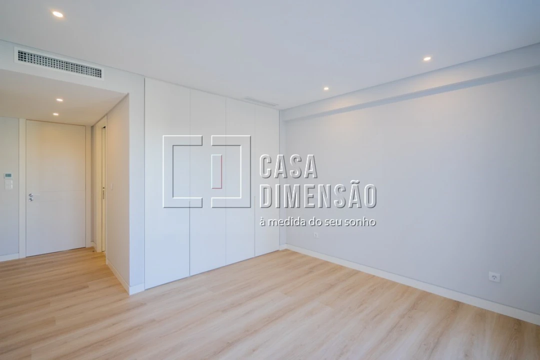 Apartamento T3 para Venda em Carcavelos e Parede Foto 98