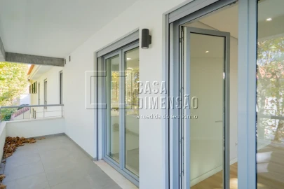 Apartamento T3 para Venda em Carcavelos e Parede