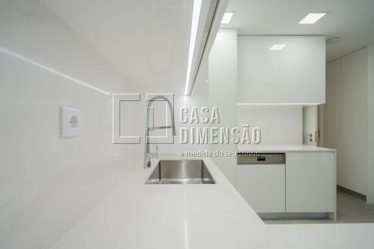 Apartamento T3 para Venda em Carcavelos e Parede Foto 55