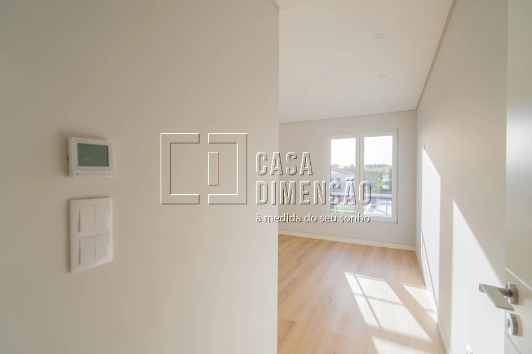 Apartamento T3 para Venda em Carcavelos e Parede Foto 52