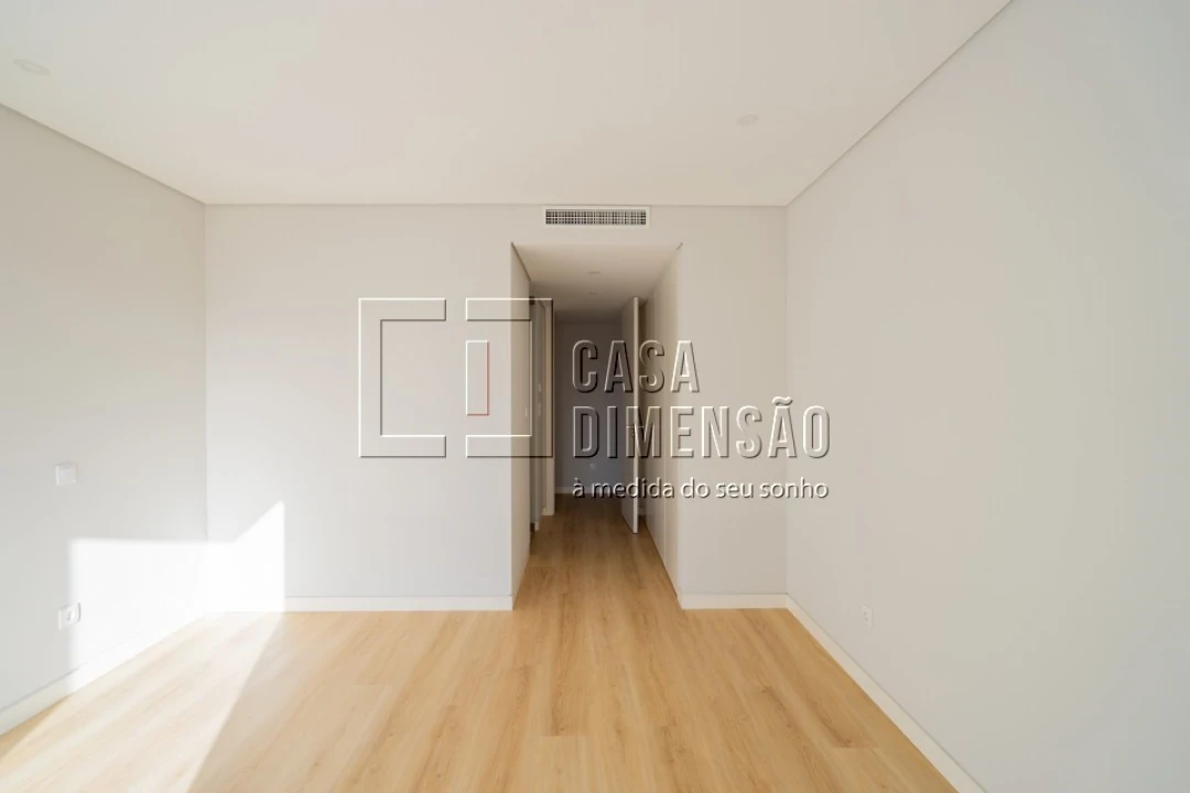 Apartamento T3 para Venda em Carcavelos e Parede Foto 65