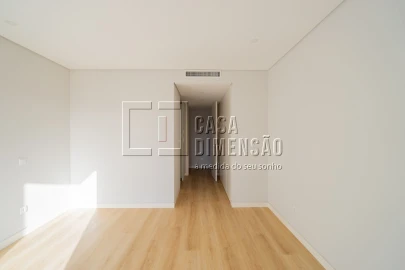 Apartamento T3 para Venda em Carcavelos e Parede