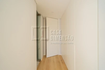 Apartamento T3 para Venda em Carcavelos e Parede
