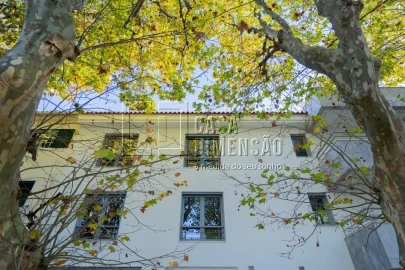 Apartamento T3 para Venda em Carcavelos e Parede