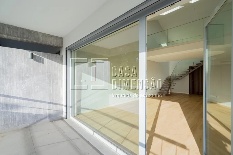 Apartamento T3 para Venda em Carcavelos e Parede Foto 13