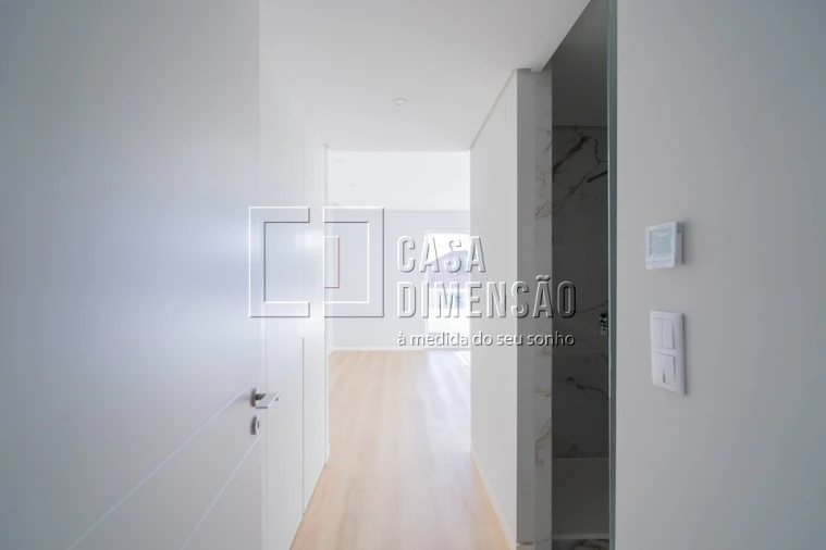 Apartamento T3 para Venda em Carcavelos e Parede Foto 61