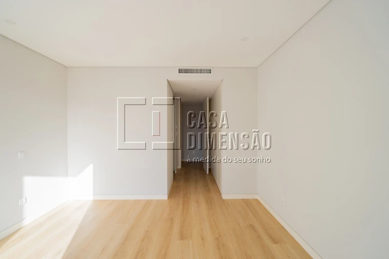 Apartamento T3 para Venda em Carcavelos e Parede Foto 65