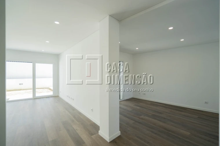 Moradia T3 para Venda em Caparica e Trafaria Foto 12