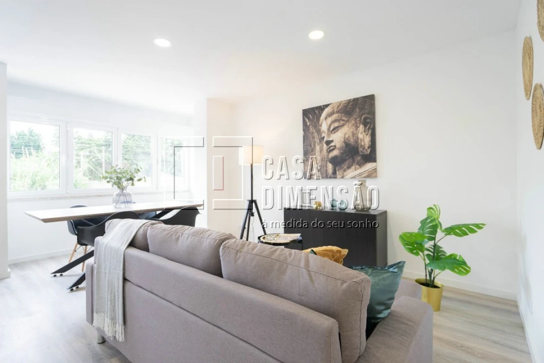 Apartamento T3 para Venda em Benfica Foto 4