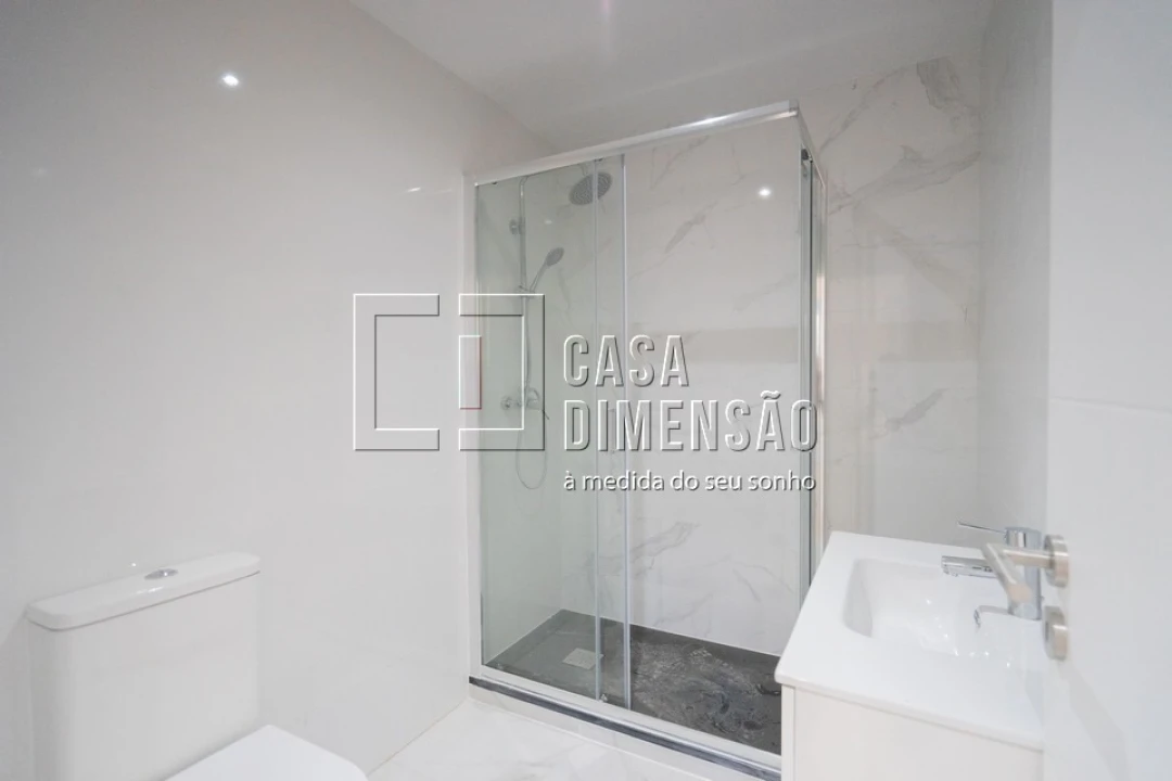 Apartamento T3 para Venda em Queluz e Belas Foto 10