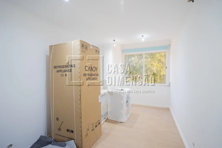 Apartamento T3 para Venda em Queluz e Belas Foto 12