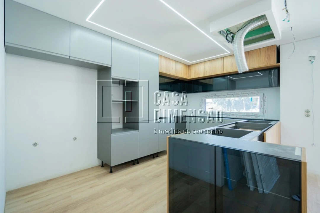 Moradia T4 para Venda em Charneca de Caparica e Sobreda Foto 18