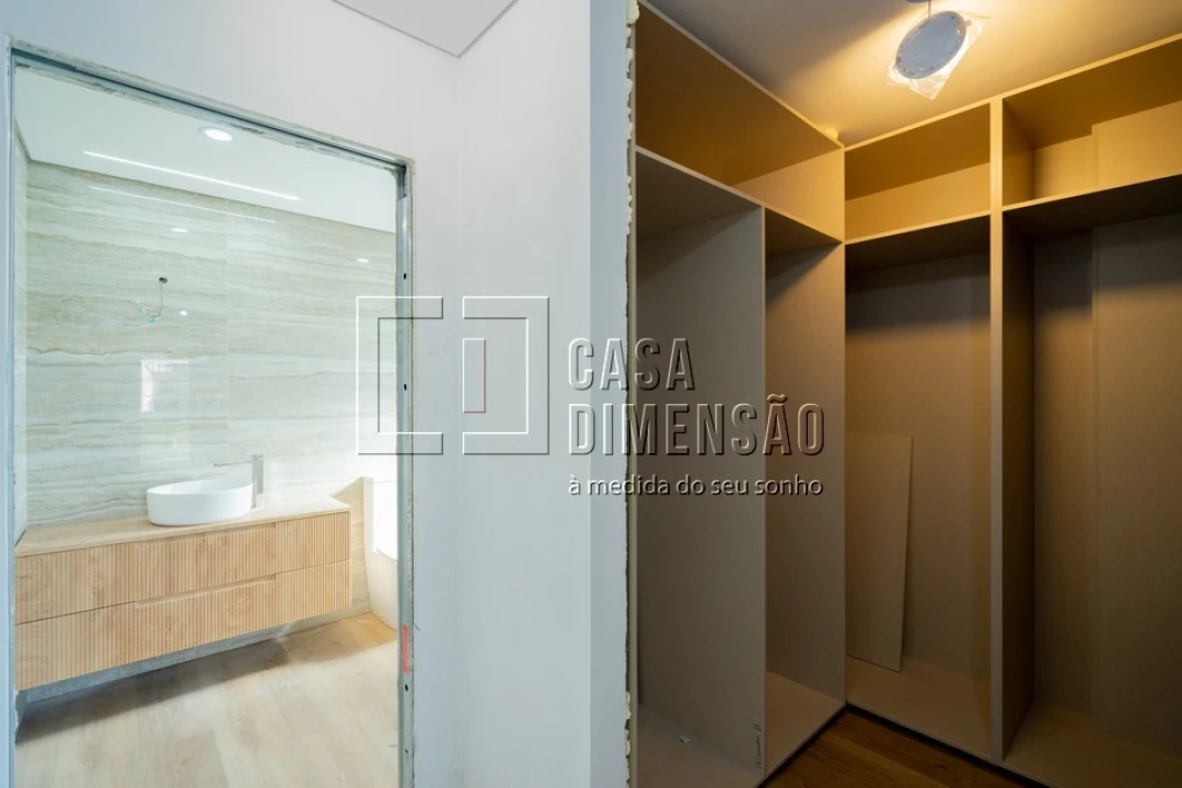 Moradia T4 para Venda em Charneca de Caparica e Sobreda Foto 45