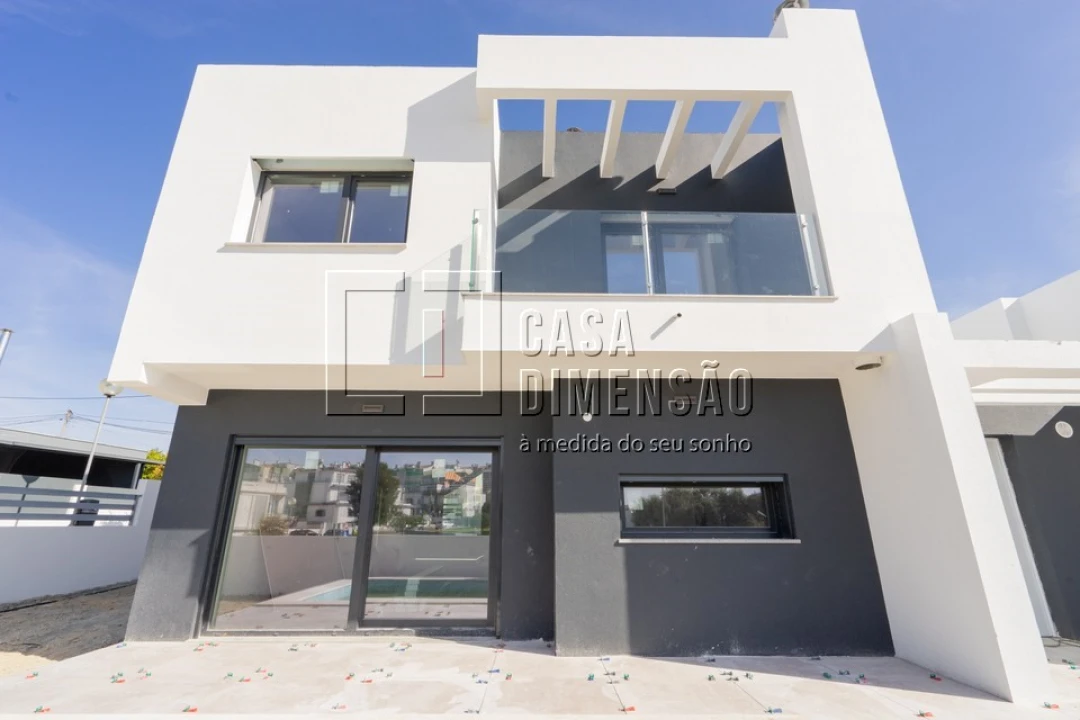 Moradia T4 para Venda em Charneca de Caparica e Sobreda Foto 65