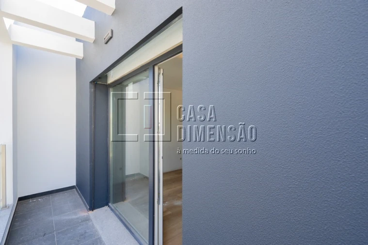 Moradia T4 para Venda em Charneca de Caparica e Sobreda Foto 34