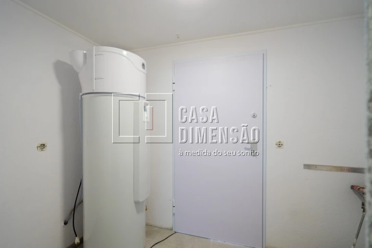 Moradia T4 para Venda em Charneca de Caparica e Sobreda Foto 52