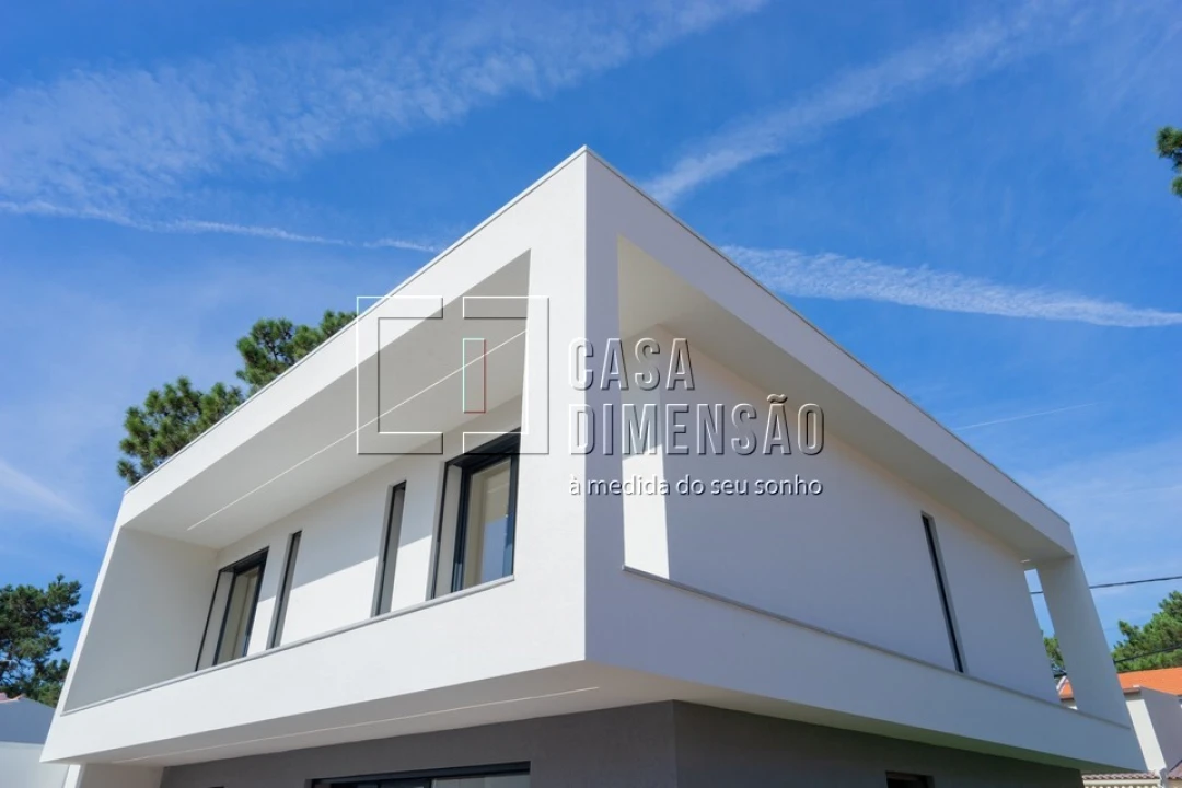 Moradia T4 para Venda em Charneca de Caparica e Sobreda Foto 1