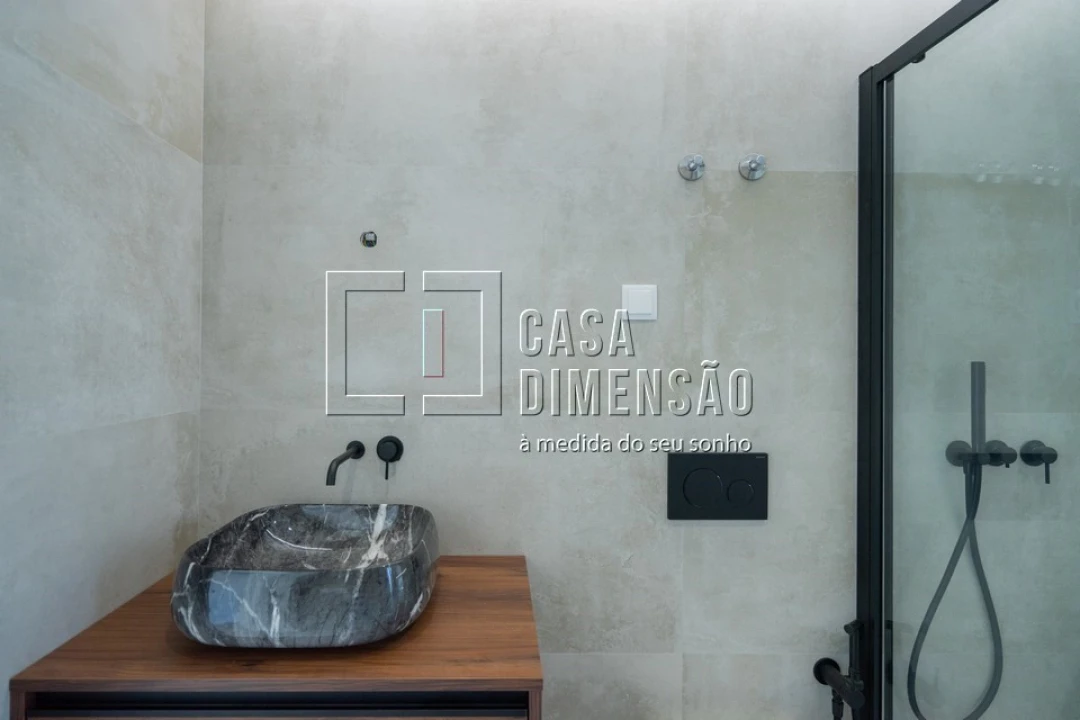Moradia T4 para Venda em Charneca de Caparica e Sobreda Foto 41