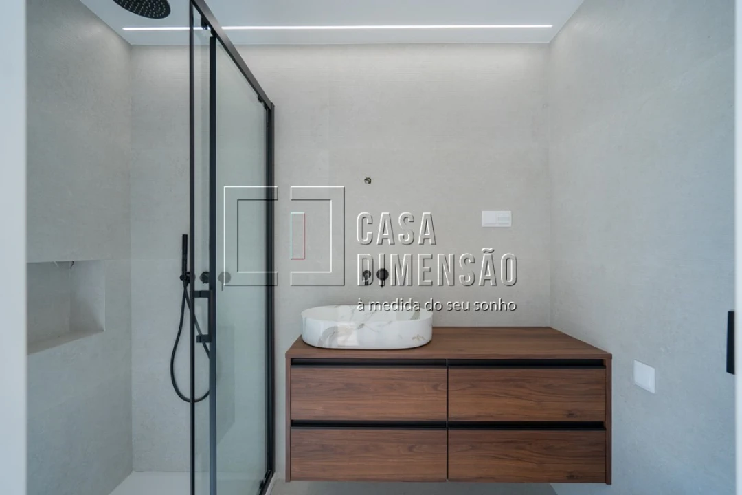 Moradia T4 para Venda em Charneca de Caparica e Sobreda Foto 66