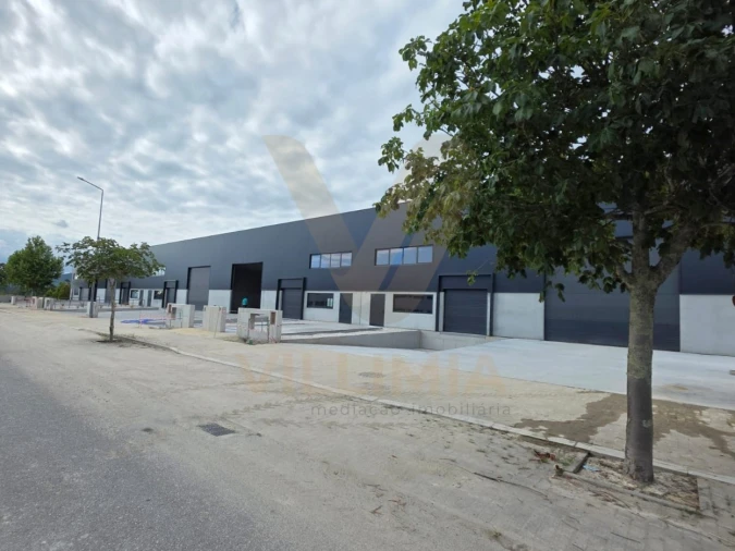 Armazém para Arrendamento em Arca e Ponte de Lima Foto 17