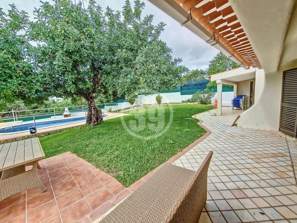 Moradia T4 para Venda em Albufeira e Olhos de Água Foto 15