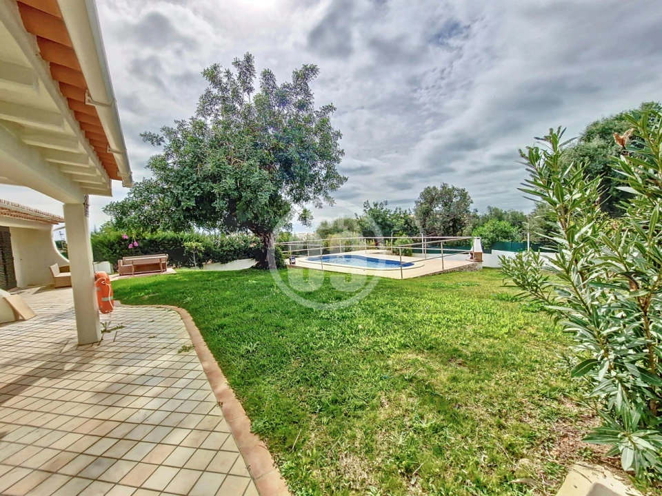 Moradia T4 para Venda em Albufeira e Olhos de Água Foto 30