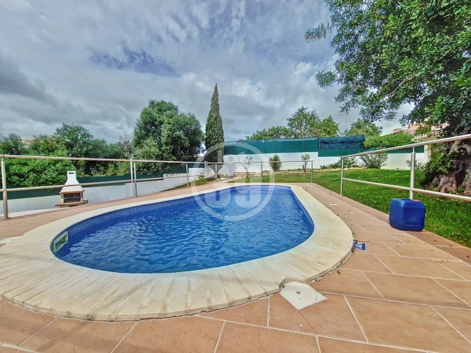 Moradia T4 para Venda em Albufeira e Olhos de Água Foto 4