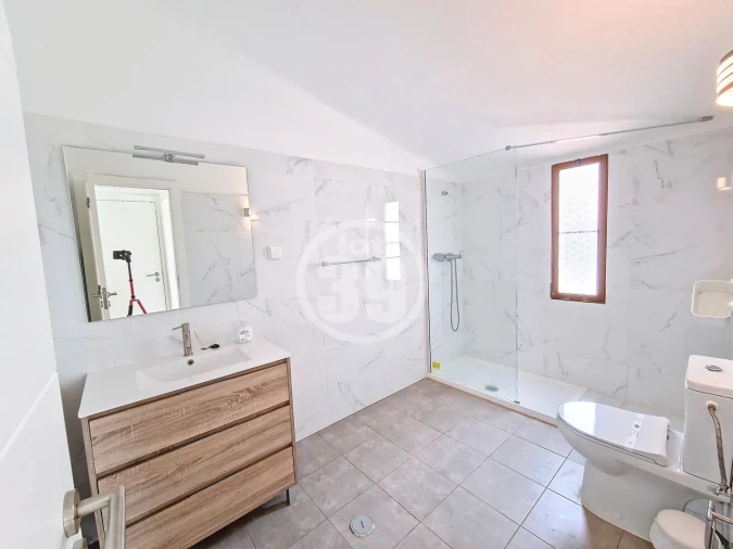Moradia T4 para Venda em Albufeira e Olhos de Água Foto 6