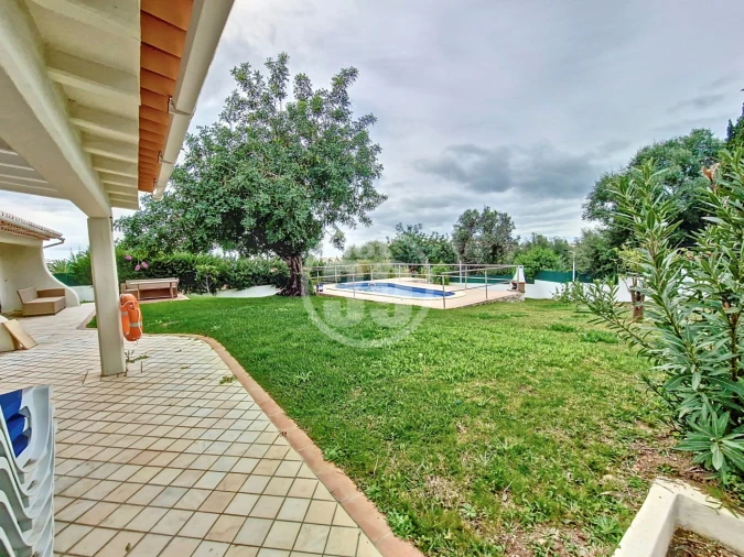 Moradia T4 para Venda em Albufeira e Olhos de Água Foto 38