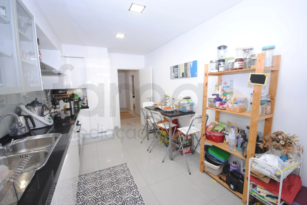 Apartamento T2 para Venda em São Domingos de Rana Foto 21