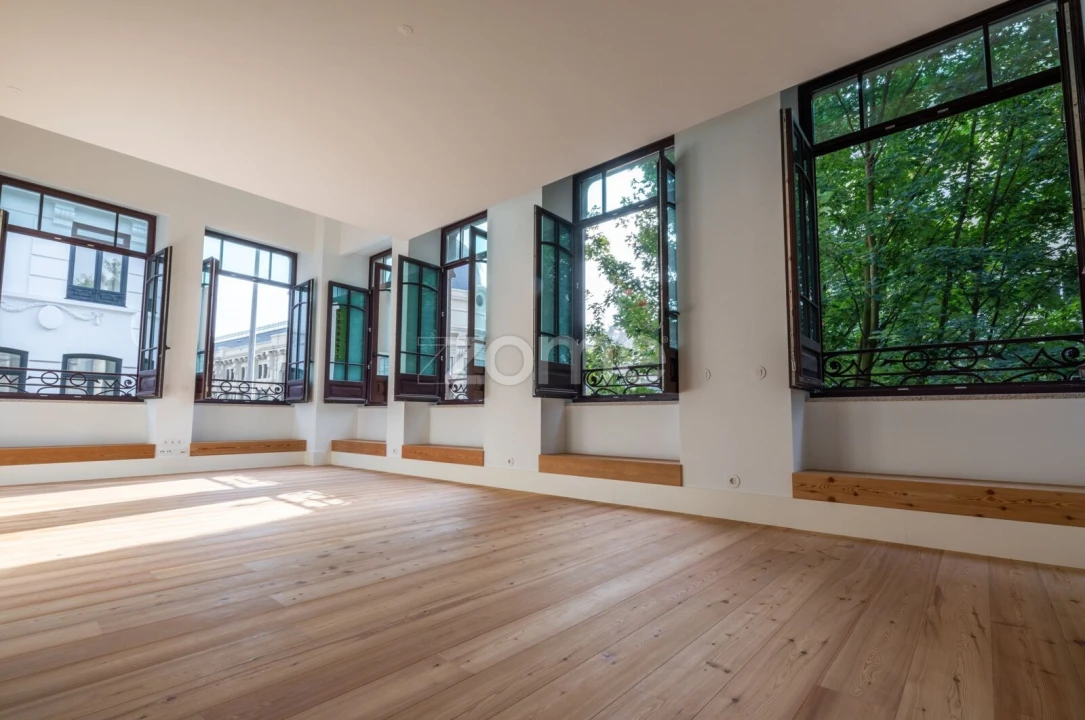 Apartamento T3 para Venda em Cedofeita, Santo Ildefonso, Sé, Miragaia, São Nicolau e Vitória Foto 1