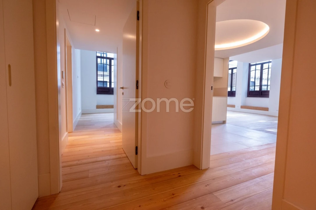 Apartamento T3 para Venda em Cedofeita, Santo Ildefonso, Sé, Miragaia, São Nicolau e Vitória Foto 16