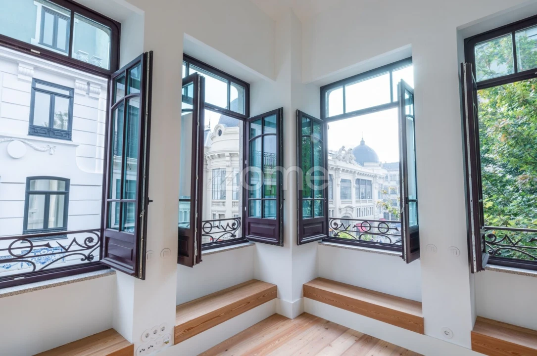 Apartamento T3 para Venda em Cedofeita, Santo Ildefonso, Sé, Miragaia, São Nicolau e Vitória Foto 7