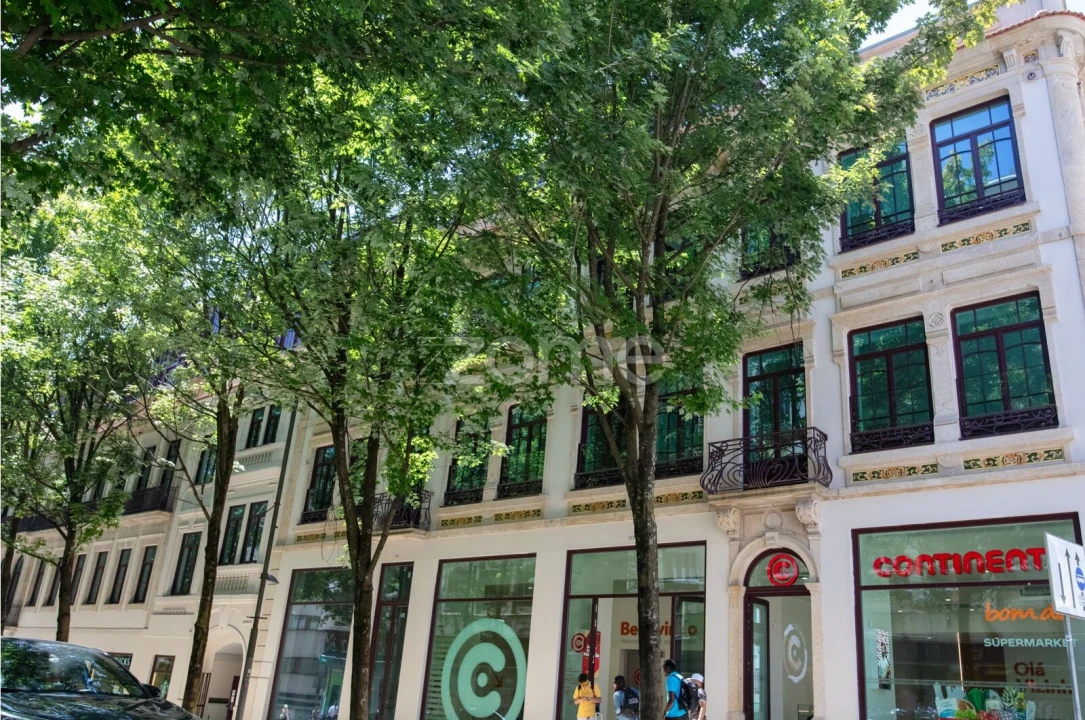 Apartamento T3 para Venda em Cedofeita, Santo Ildefonso, Sé, Miragaia, São Nicolau e Vitória Foto 37