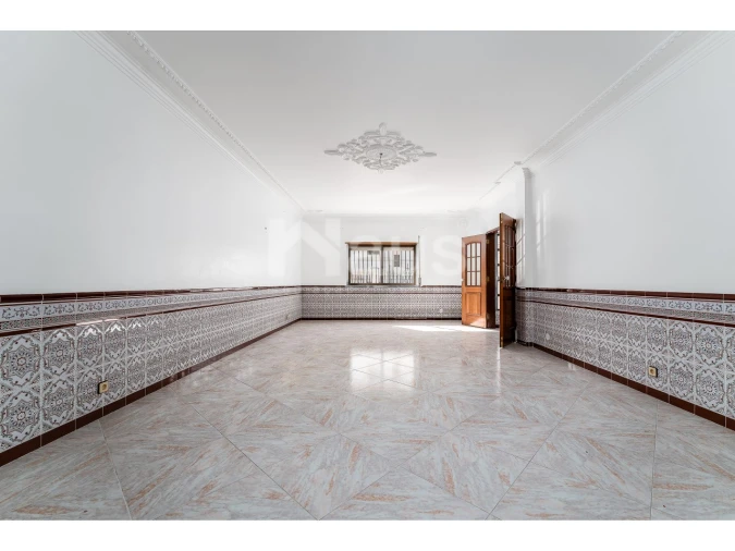 Moradia T3 para Venda em Amora Foto 3