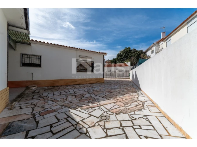 Moradia T3 para Venda em Amora Foto 27