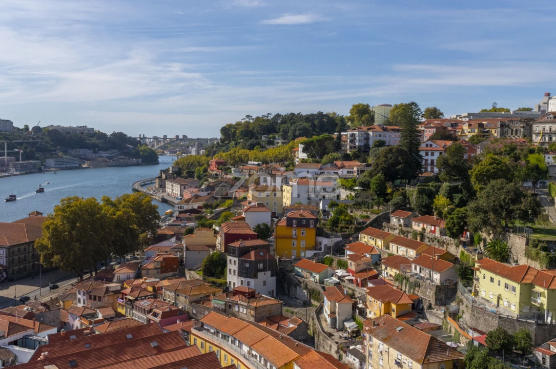 Apartamento T3 para Venda em Cedofeita, Santo Ildefonso, Sé, Miragaia, São Nicolau e Vitória Foto 36