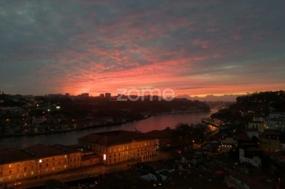 Apartamento T3 para Venda em Cedofeita, Santo Ildefonso, Sé, Miragaia, São Nicolau e Vitória