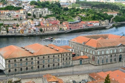 Apartamento T3 para Venda em Cedofeita, Santo Ildefonso, Sé, Miragaia, São Nicolau e Vitória