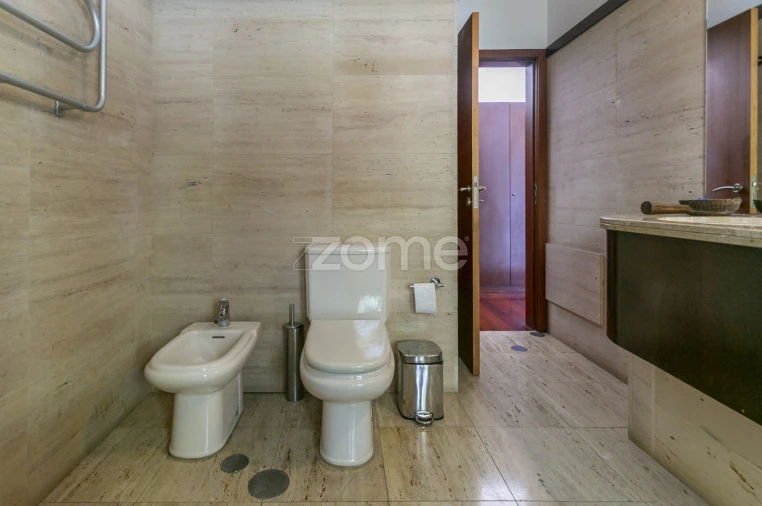 Apartamento T3 para Venda em Cedofeita, Santo Ildefonso, Sé, Miragaia, São Nicolau e Vitória Foto 25