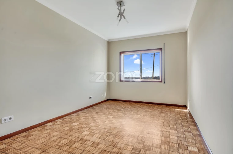 Apartamento T2 para Venda em Fânzeres e São Pedro da Cova Foto 1