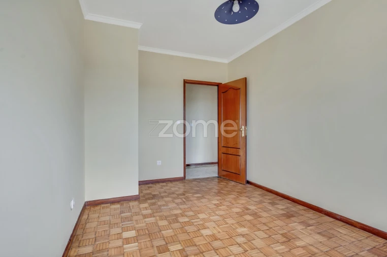 Apartamento T2 para Venda em Fânzeres e São Pedro da Cova Foto 14