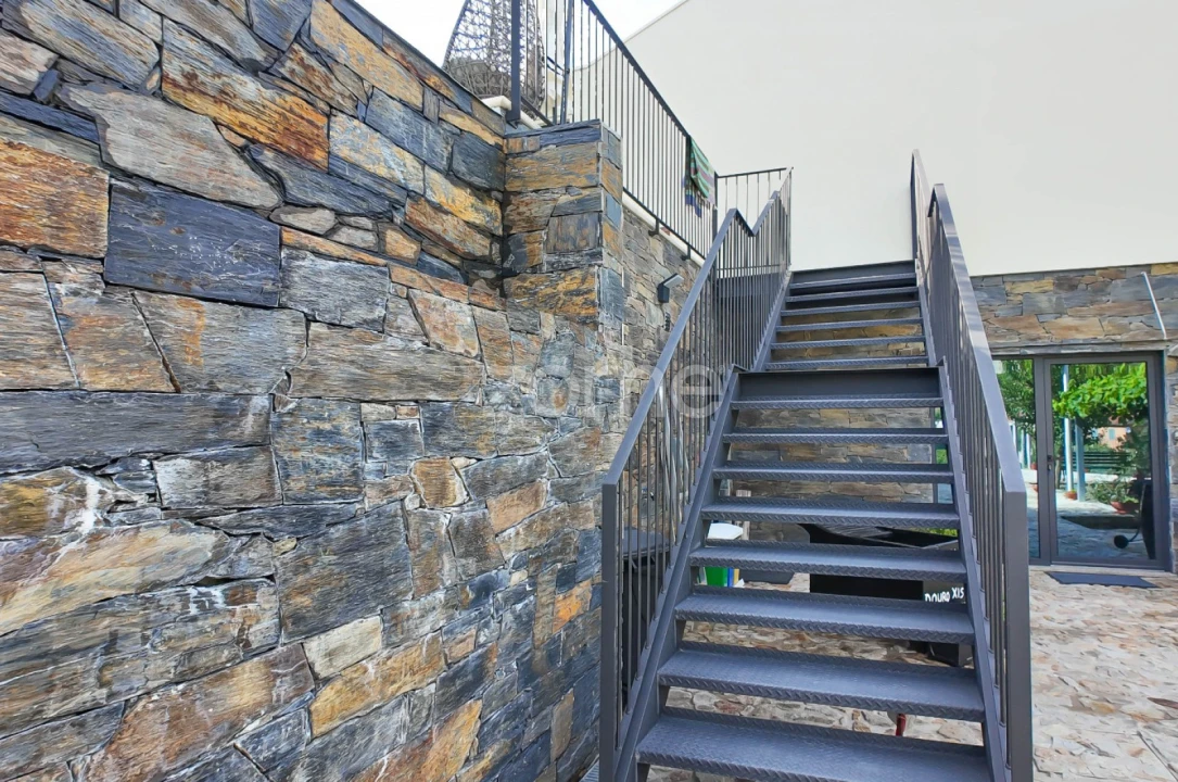 Moradia T10 para Venda em Vilarinho dos Freires Foto 6