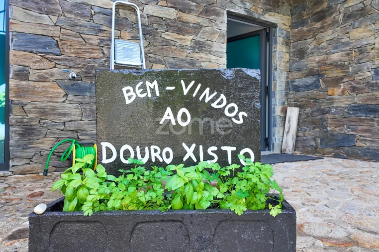 Moradia T10 para Venda em Vilarinho dos Freires Foto 5