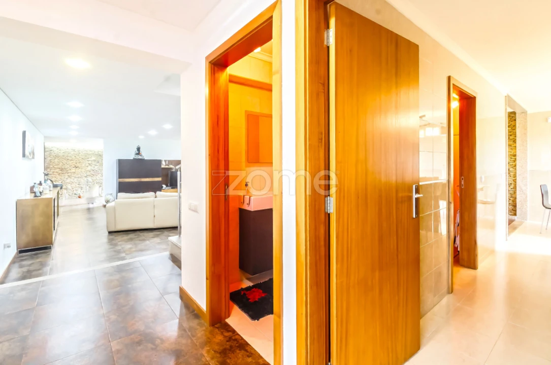 Moradia T3 para Venda em Oliveira (São Mateus) Foto 4