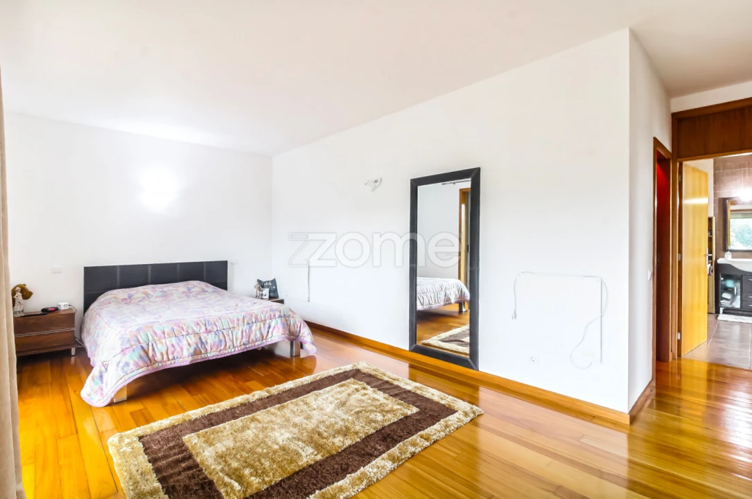 Moradia T3 para Venda em Oliveira (São Mateus) Foto 45