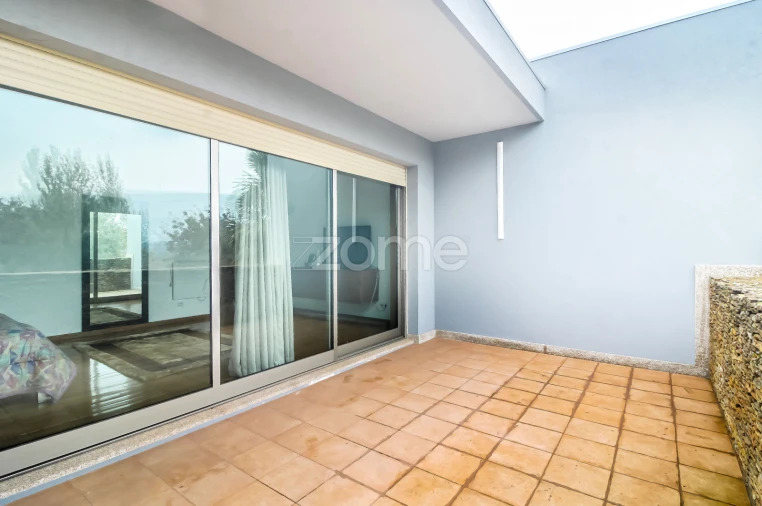 Moradia T3 para Venda em Oliveira (São Mateus) Foto 48