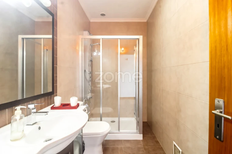 Moradia T3 para Venda em Oliveira (São Mateus) Foto 22