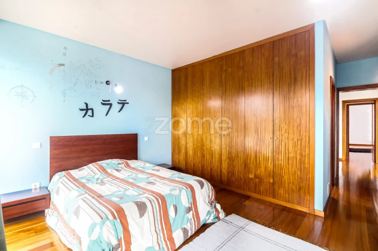 Moradia T3 para Venda em Oliveira (São Mateus) Foto 32